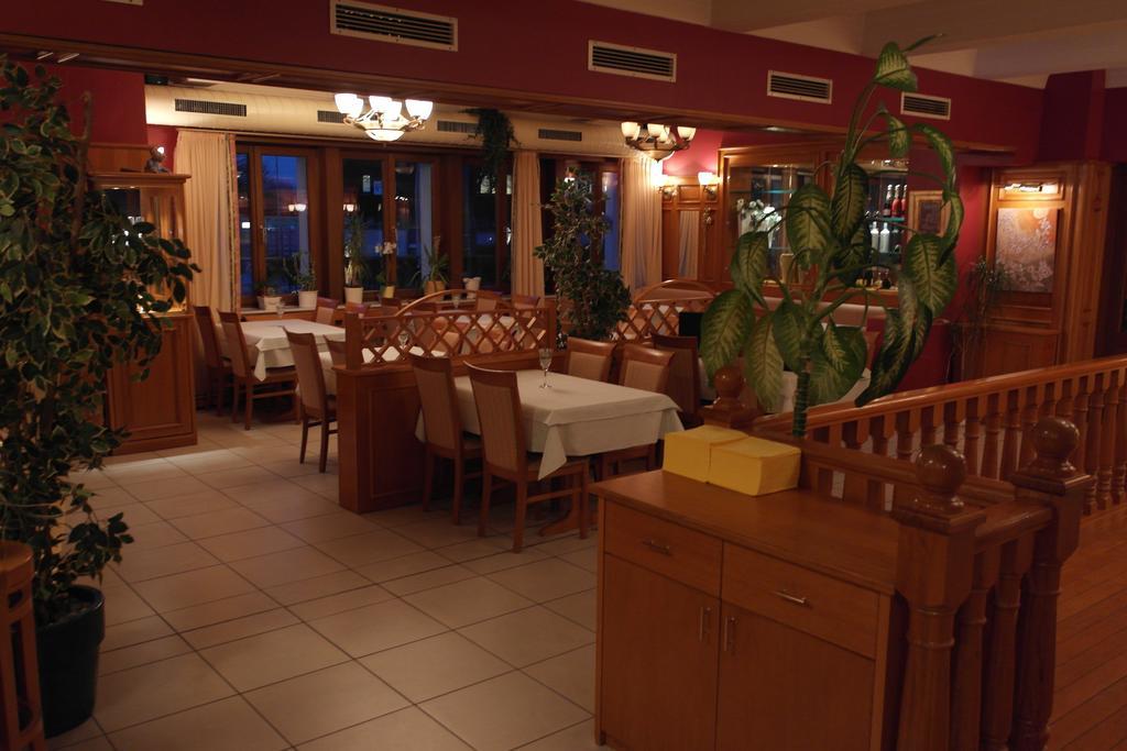 Hotel Jahnhaus 랑엔펠트 외부 사진